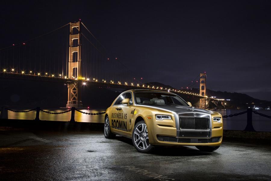  Rolls-Royce Ghost Super Bowl L 2016 года  (фото 1 из 4)